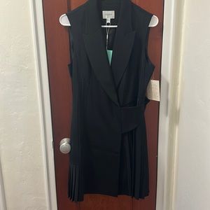 Jovonna Little black dress size 12 nwt